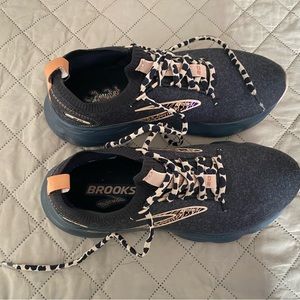 Brooks Glycerin Stealth Fit Sneaker